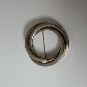Very old Vintage double hoop silver tone brooch